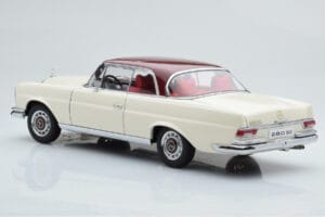Mercedes 280 SE W108 Valkoinen AUTOart 1:18 76287 Metalli — kuva 7 / 8