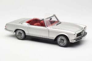 Mercedes 280 SL W113 Pagoda Hopea Schuco 1:18 450035000 Metalli — kuva 6 / 8