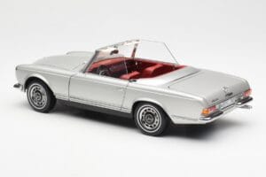 Mercedes 280 SL W113 Pagoda Hopea Schuco 1:18 450035000 Metalli — kuva 7 / 8