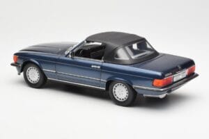 Mercedes 300 SL R107 Nautical Sininen Norev 1:18 183466 Metalli — kuva 7 / 8