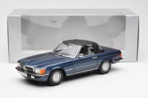 Mercedes 300 SL R107 Nautical Sininen Norev 1:18 183466 Metalli — kuva 8 / 8