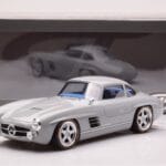 Mercedes 300 SL W198 Gullwing By S-Klub Harmaa GT Spirit 1:18 GT418 - image 6 of 6
