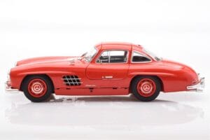 Mercedes 300 SL W198 Gullwing Punainen Minichamps 1:18 110037211 Metalli — kuva 4 / 8