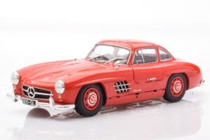 Mercedes 300 SL W198 Gullwing Punainen Minichamps 1:18