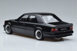 Mercedes 300E W124 5.6 AMG The Hammer Otto 1:18 OT638 Hartsi — kuva 5 / 6