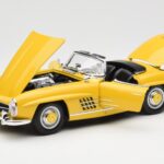 Mercedes 300 SL W198 Roadster Keltainen Norev 1:18 B66040669 - image 2 of 8