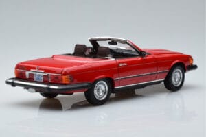 Mercedes 450 SL R107 US Versio Punainen Norev 1:18 183729 Metalli — kuva 3 / 8