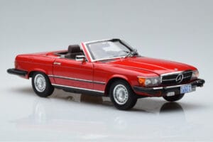 Mercedes 450 SL R107 US Versio Punainen Norev 1:18 183729 Metalli — kuva 6 / 8