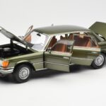Mercedes 450SEL 6.9 W116 Vihreä Metallic Norev 1:18 183455 - image 2 of 8