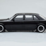 Mercedes 560 SEL AMG W126 Obsidian Musta Otto 1:18 - image 3 of 6