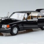 Mercedes 560 SEL W126 Musta Norev 1:18 - image 2 of 7