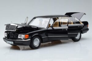 Mercedes 560 SEL W126 Musta Norev 1:18 183793 Metalli — kuva 2 / 7