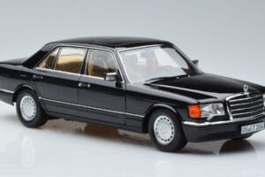 Mercedes 560 SEL W126 Musta Norev 1:18 183793 Metalli — kuva 5 / 7
