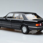Mercedes 560 SEL W126 Musta Norev 1:18 - image 6 of 7