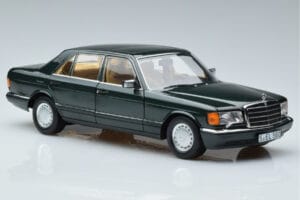 Mercedes 560 SEL W126 Tummanvihreä Metallic Norev 1:18 B66040682 Metalli — kuva 5 / 7