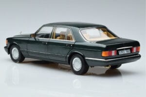 Mercedes 560 SEL W126 Tummanvihreä Metallic Norev 1:18 B66040682 Metalli — kuva 6 / 7