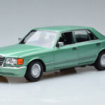 Mercedes 560 SEL W126 Vaaleanvihreä Norev 1:18