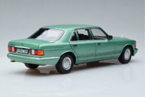 Mercedes 560 SEL W126 Vaaleanvihreä Norev 1:18 183469 Metalli — kuva 3 / 7