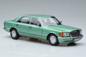 Mercedes 560 SEL W126 Vaaleanvihreä Norev 1:18 183469 Metalli — kuva 5 / 7