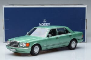 Mercedes 560 SEL W126 Vaaleanvihreä Norev 1:18 183469 Metalli — kuva 7 / 7