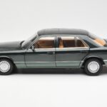 Mercedes 560 SEL W126 Night Vihreä Metallic Dealer Edition Norev 1:18 B66040626 - image 4 of 8