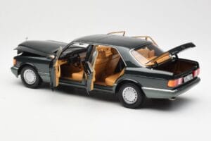Mercedes 560 SEL W126 Night Vihreä Metallic Dealer Edition Norev 1:18 B66040626 Metalli — kuva 5 / 8