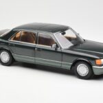 Mercedes 560 SEL W126 Night Vihreä Metallic Dealer Edition Norev 1:18 B66040626 - image 6 of 8