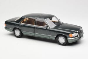 Mercedes 560 SEL W126 Night Vihreä Metallic Dealer Edition Norev 1:18 B66040626 Metalli — kuva 6 / 8