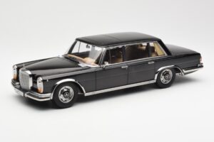 Mercedes 600 SWB W100 Musta KK-Scale 1:18 180601