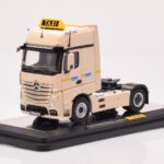 Mercedes Actros Gigaspace IAA 2012 Taksi NZG 1:50 - image 2 of 4