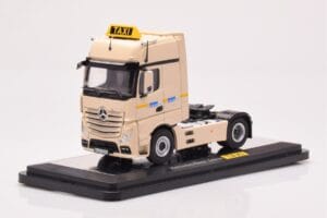 Mercedes Actros Gigaspace IAA 2012 Taksi NZG 1:50 MM0015 Metalli — kuva 2 / 4