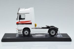 Mercedes Actros MP1 Valkoinen IXO 1:43 TR064 Metalli — kuva 3 / 6