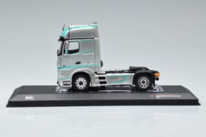 Mercedes Actros MP4 Racing Edition IXO 1:43 TR091 Metalli — kuva 3 / 6