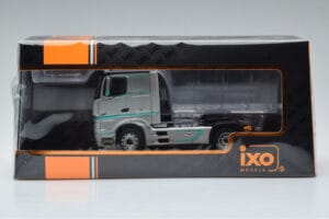 Mercedes Actros MP4 Racing Edition IXO 1:43 TR091 Metalli — kuva 6 / 6