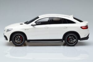 Mercedes AMG GLE 63S C292 Coupe Valkoinen GT Spirit 1:18 B66965706 Hartsi — kuva 3 / 6