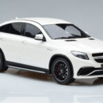 Mercedes AMG GLE 63S C292 Coupe Valkoinen GT Spirit 1:18 - image 4 of 6
