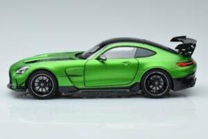 Mercedes AMG GT C190 Black Series Vihreä Hell Magno Rajoitettu Erä Norev 1:18 183903 Metalli — kuva 4 / 7