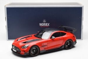 Mercedes AMG GT Black Series Punainen Asia Exclusive Norev 1:18 183906 Metalli — kuva 8 / 8