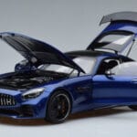 Mercedes AMG GT R C190 Briljanttisininen AUTOart 1:18 76334 Metalli - image 2 of 7