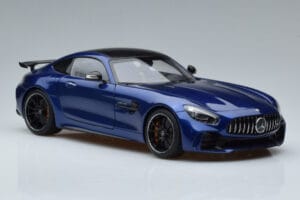 Mercedes AMG GT R C190 Briljanttisininen AUTOart 1:18 76334 Metalli — kuva 5 / 7