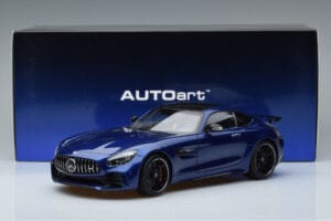 Mercedes AMG GT R C190 Briljanttisininen AUTOart 1:18 76334 Metalli — kuva 7 / 7