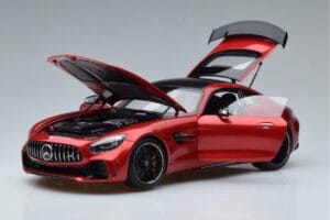 Mercedes AMG GT R C190 Kardinaalinpunainen AUTOart 1:18 76331 Metalli — kuva 2 / 7