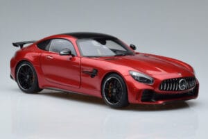 Mercedes AMG GT R C190 Kardinaalinpunainen AUTOart 1:18 76331 Metalli — kuva 5 / 7