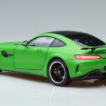 Mercedes AMG GT-R C190 Green Hell Magno Norev 1:18 B66960416 Metalli - image 6 of 7