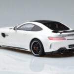 Mercedes AMG GT R Valkoinen GT Spirit 1:18 KJ021 Hartsi - image 5 of 6