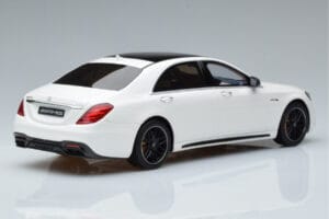 Mercedes AMG S63 W222 Diamond Valkoinen GT Spirit 1:18 B66965714 Hartsi — kuva 2 / 6