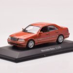 Mercedes C-Class W202 C220 Oranssi Metallic Dealer Edition Minichamps 1:43 - image 2 of 4