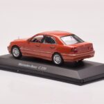 Mercedes C-Class W202 C220 Oranssi Metallic Dealer Edition Minichamps 1:43 - image 3 of 4