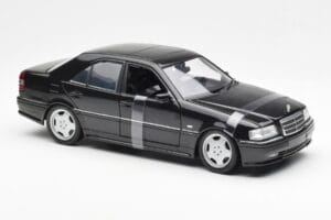 Mercedes C-Class W202 C36 AMG Musta Metallic UT Models 1:18 26102 Metalli — kuva 4 / 6