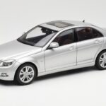 Mercedes C-Class W204 Avantgarde Hopea AUTOart 1:18 B66962368